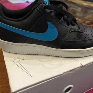 Black and turquoise nike worn twice